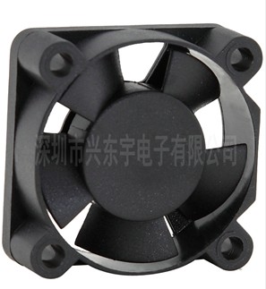【電飯煲散熱風扇】轉子平衡軸心在哪裏？